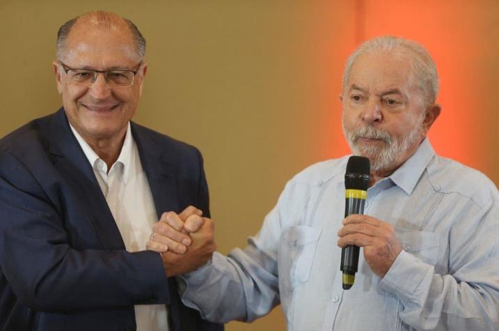 Lula designa a antiguo contrincante como compañero de fórmula de cara a las elecciones brasileñas