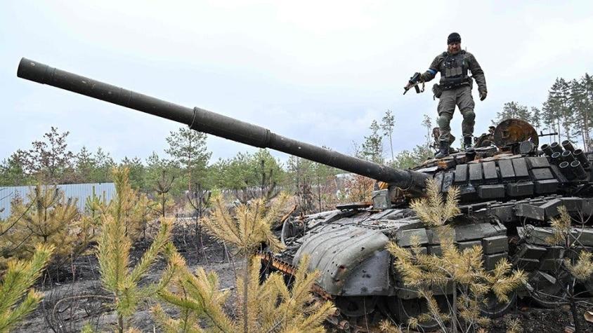 Rusia y Ucrania: ¿por qué el ejército ruso ha perdido tantos tanques de guerra?