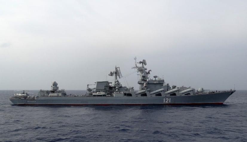 Rusia asegura que su buque "Moskva" no se hundió y las explosiones a bordo cesaron
