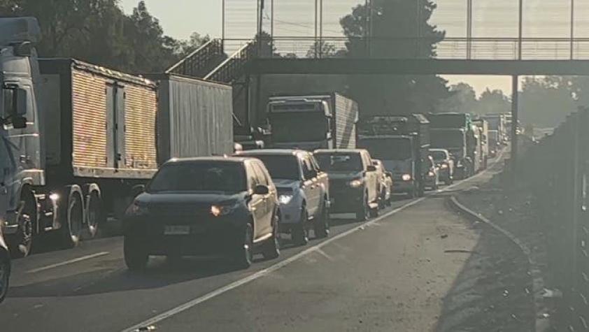Más de 10 horas esperando en el taco: Kilométrica congestión en Ruta 5 Sur tras un choque