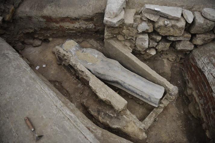 El misterio detrás del sarcófago encontrado tras incendio de Notre Dame: Finalmente será abierto