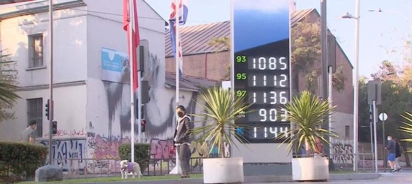 [VIDEO] Gobierno buscará alza en impuesto al combustible en reforma tributaria