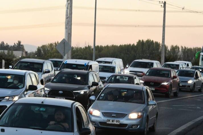160 mil vehículos regresarían durante este domingo a la Región Metropolitana