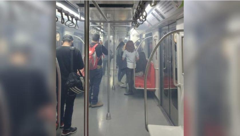 Evacúan vagón del Metro por presencia de humo: Hay servicio parcial en Línea 2