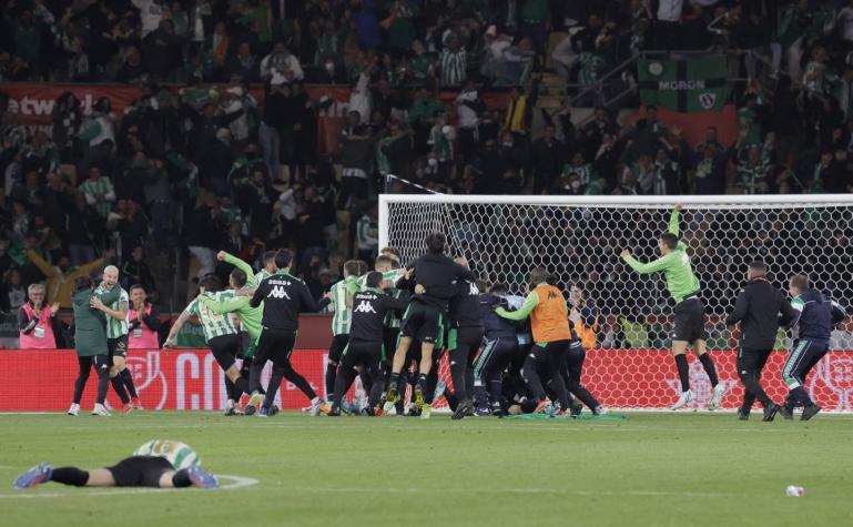 ¡Bravo y Pellegrini campeones! El Betis vence al Valencia en penales y gana la Copa del Rey