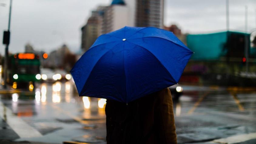 Se vienen las precipitaciones: Revisa cuánto lloverá en la Región Metropolitana