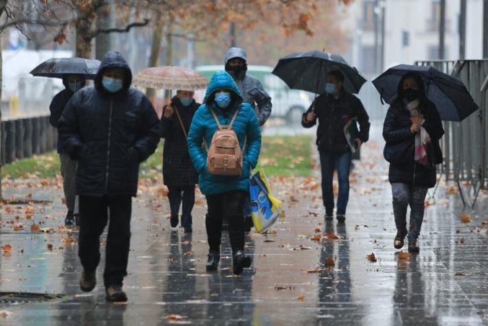 Enel activa plan preventivo por lluvias en la región Metropolitana