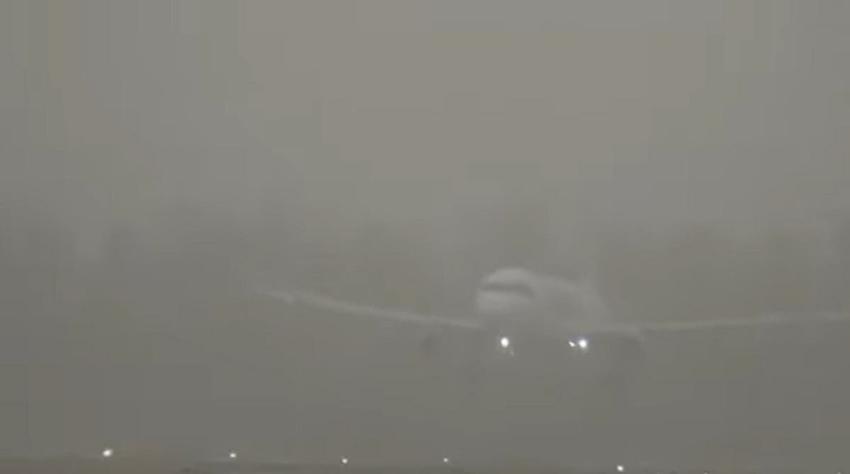 [VIDEO] Avión JetSmart aborta aterrizaje por fuertes vientos en Neuquén