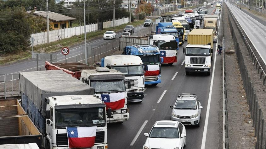 Se cumple ultimátum del Gobierno a los camioneros para deponer paralización