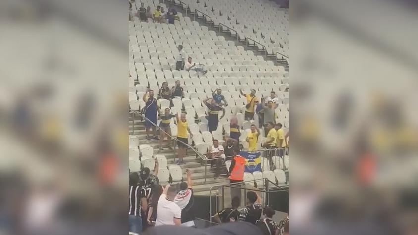 Simuló ser un mono: La dura sanción que arriesga hincha de Boca por gestos racistas ante Corinthians