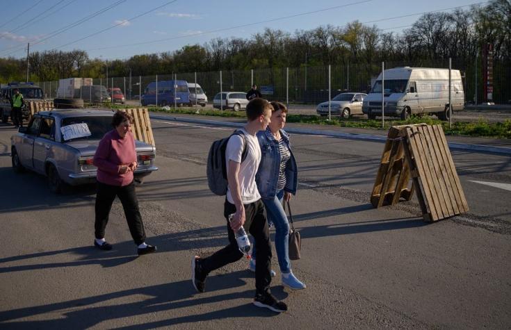 Ucrania dice que planea "operación" de evacuación de civiles de Azovstal este viernes