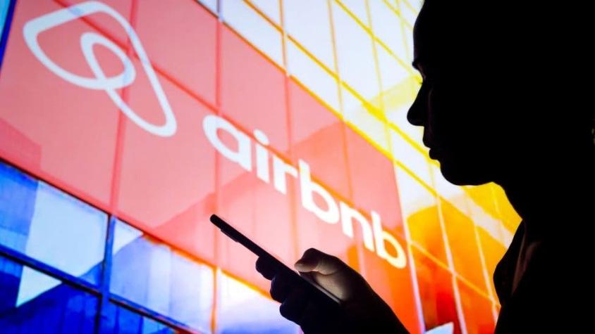 "Vivir y trabajar desde donde sea": Airbnb permitirá que sus empleados trabajen de forma remota