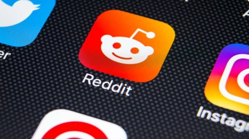 Reddit saluda en Twitter para recomendar irse de Twitter a Reddit