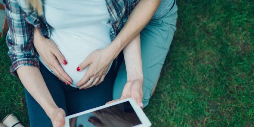 "Método Ropa": La fertilización que permite que dos mujeres sean madres legalmente