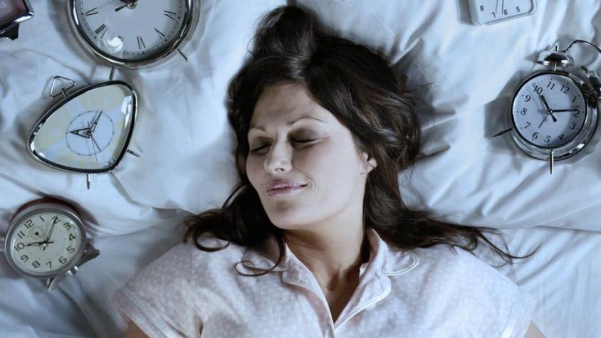 Los últimos estudios revelan cuántas horas de sueño necesitas para pensar y sentirte mejor