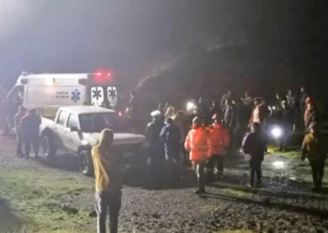 Madre y su hijo de 9 años son arrastrados por el mar en Ancud: Solo la mujer fue rescatada