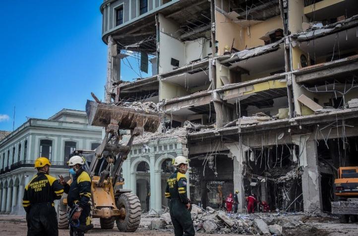 Se eleva a 30 el número de muertos por explosión de hotel en Cuba