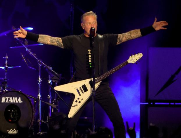 Al ritmo de "Enter Sandman": Mujer dio a luz en pleno concierto de Metallica