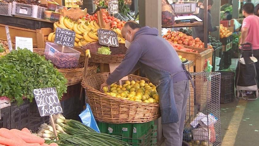 [VIDEO] Guía para comprar alimentos más baratos: Hay diferencias de hasta un 60%