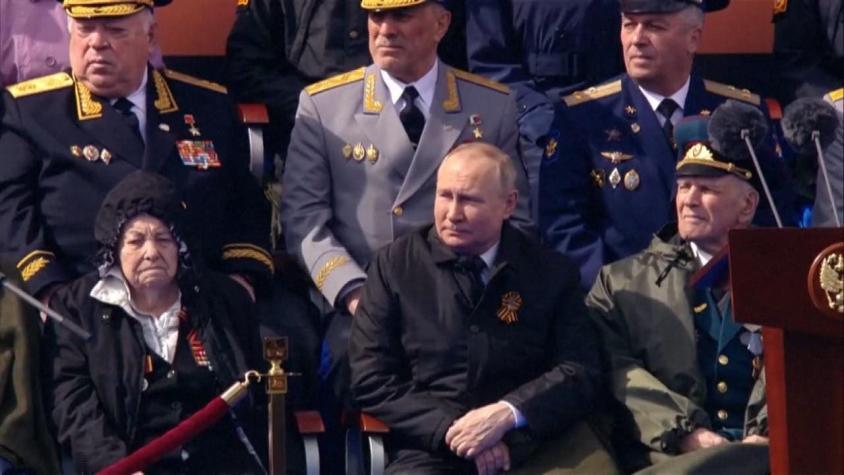 [VIDEO] Aparente cojera de Putin reaviva rumores sobre su estado de salud