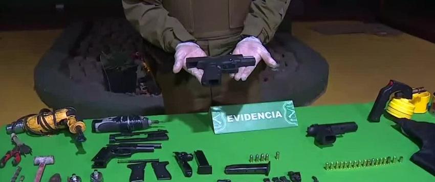 Detienen a líder de banda que convertía armas a fogueo en reales: Era buscado por homicidio