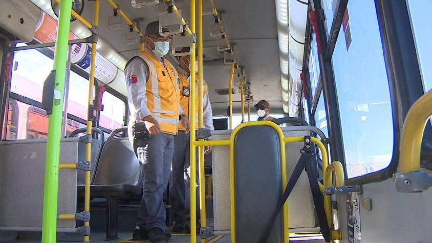 [VIDEO] 45% de las fiscalizaciones revelan fallas en buses del transantiago