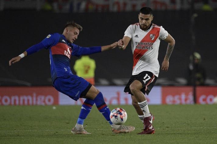 Increíble "blooper" de Paulo Díaz le cuesta la eliminación a River y así reaccionaron los hinchas