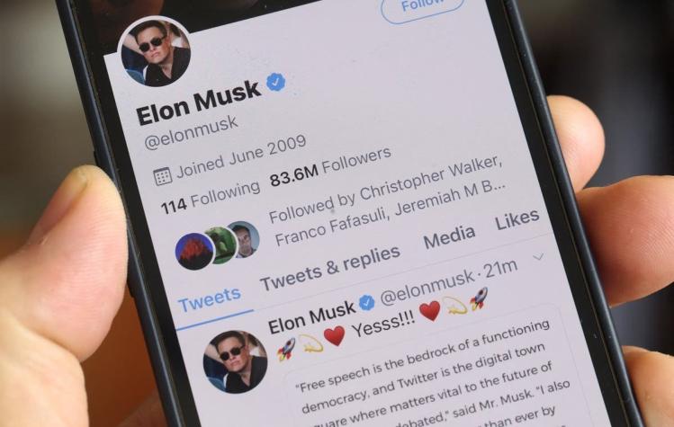 Elon Musk anuncia que suspende por ahora la compra de Twitter y la acción se hunde en Wall Street