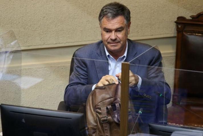 Senador Ossandón (RN): “Piñera sería un salvavidas de piedra para la campaña del Rechazo”
