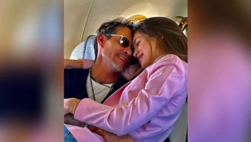 "Compite con JLo": Marc Anthony se comprometió con su novia 33 años menor y se llenó de críticas