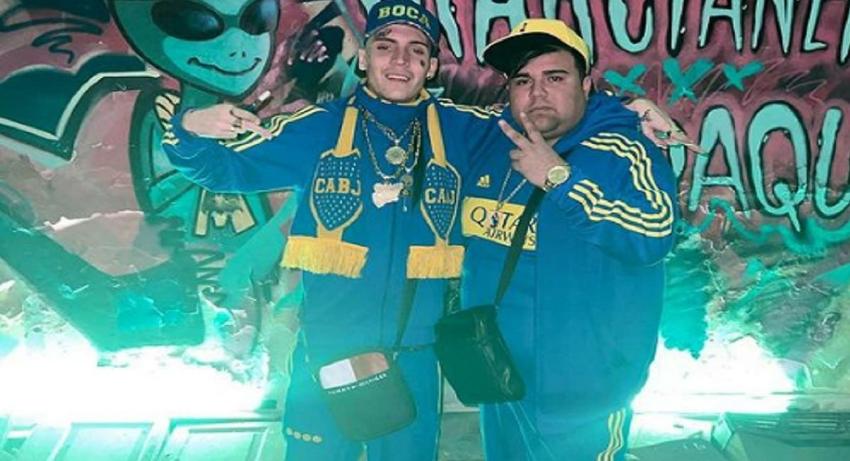Marcianeke sorprende a sus fanáticos vestido de Boca Juniors en nueva colaboración trasandina