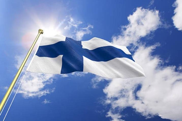 Finlandia anuncia que va a pedir adhesión a la OTAN