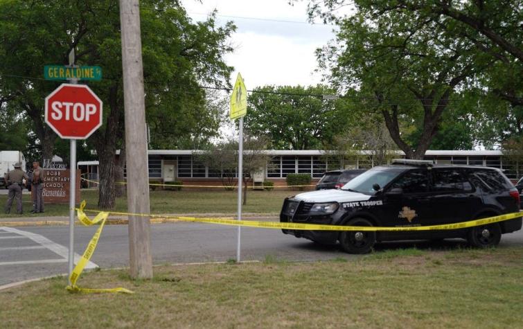 Aumenta a 21 muertos por tiroteo en colegio de Estados Unidos: 18 eran niños