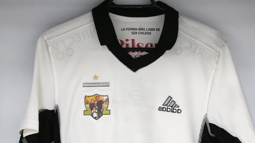 "¡Nunca jugarán solos!": El detalle que preparó Colo Colo en sus camisetas para recibir a Fortaleza