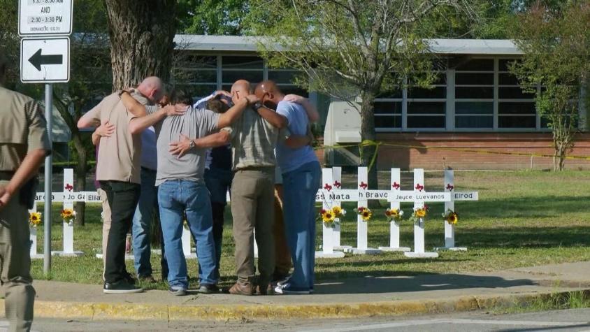 [VIDEO] Masacre en Texas: Niño sobreviviente a matanza relata qué dijo el atacante