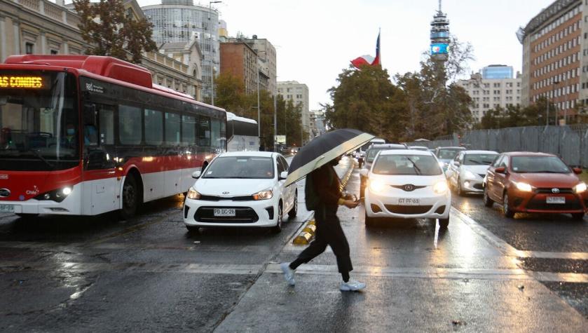 ¿Lluvia en Santiago? Pronostican precipitaciones para la próxima semana en la capital