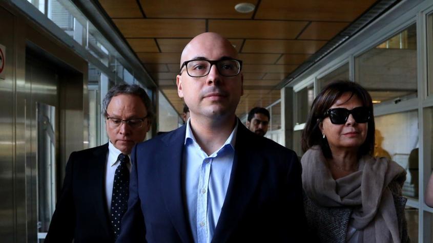 Corte Suprema acoge recurso de amparo de Nicolás López y ordena su "inmediata libertad" Corte Suprema acoge recurso de amparo de Nicolás López y ordena su "inmediata libertad"