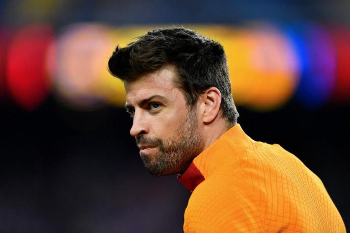 Gerard Piqué aparece en público para presentar la nueva camiseta del FC Barcelona