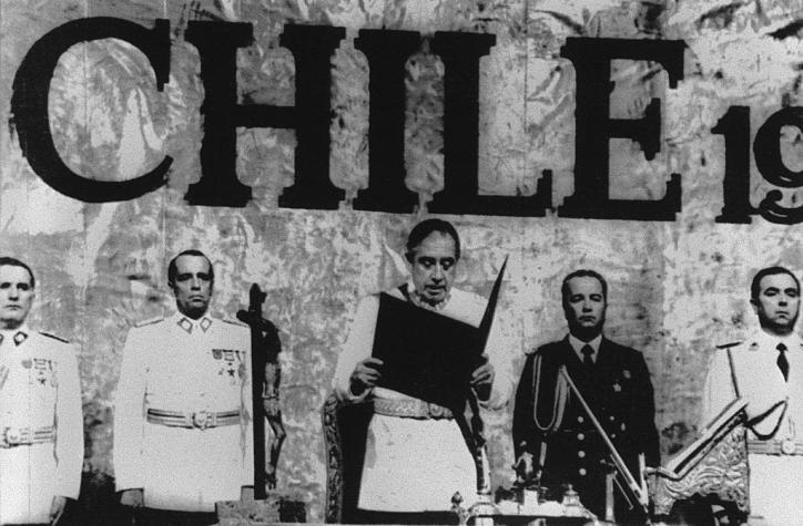 "Fue un capricho": La historia de los 15.000 libros que Pinochet le quemó a Gabriel García Márquez