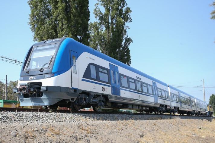 Ministro de Transportes por tren Santiago-Valparaíso: "Tenemos dos proyectos en análisis"