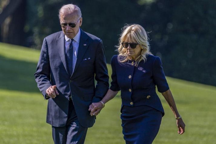 Biden y su esposa son evacuados de emergencia: Avión desconocido sobrevoló zona donde estaban