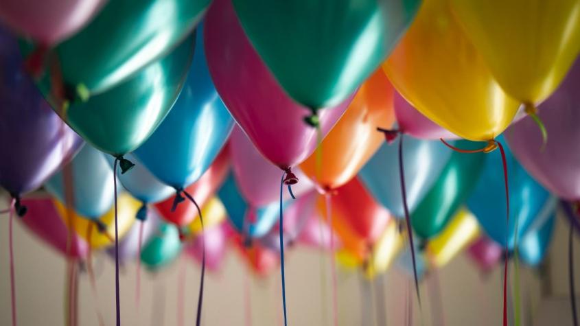 Niño de 8 años muere luego de intoxicarse mientras inflaba globo de su cumpleaños