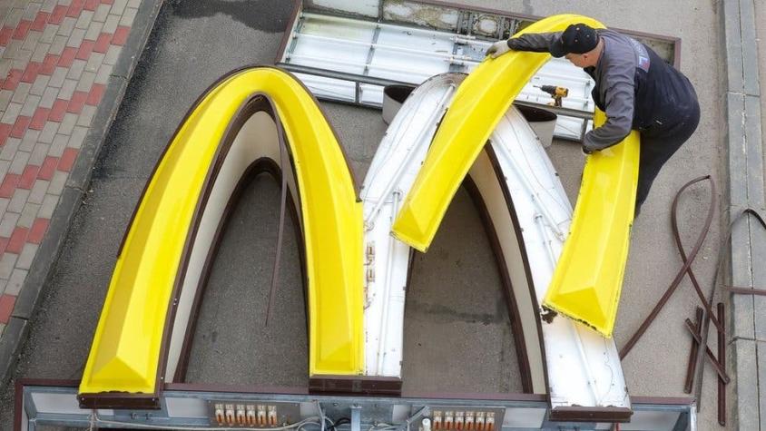 Rusia: así es el logo de la marca que sustituirá a McDonalds en el país