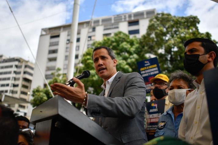 Líder opositor venezolano Guaidó denuncia agresión de "grupos violentos" chavistas