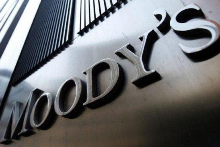 Moody's va por el Apruebo y alerta riesgos de eventual rechazo: "Va a crear mucha más incertidumbre"