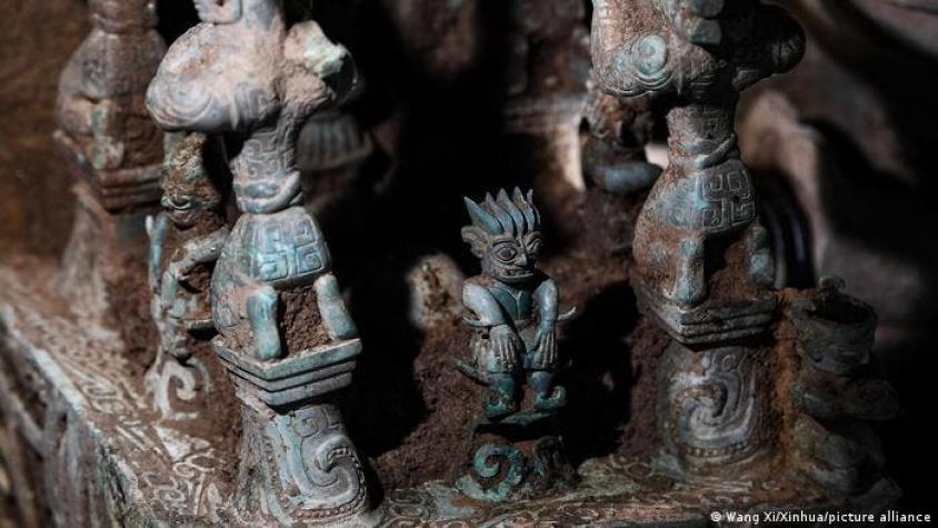 "Un mundo de fantasía": hallan 13.000 objetos de enigmática civilización china