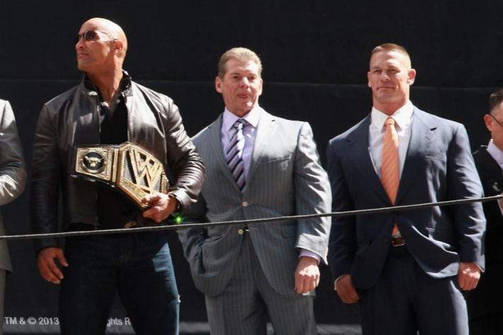 Vince McMahon vuelve a aparecer en show de WWE y no dice nada sobre acusaciones en su contra
