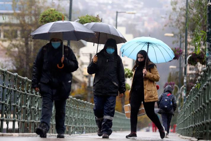 Lluvias y ráfagas de viento: Así será el sistema frontal este miércoles y jueves en Santiago