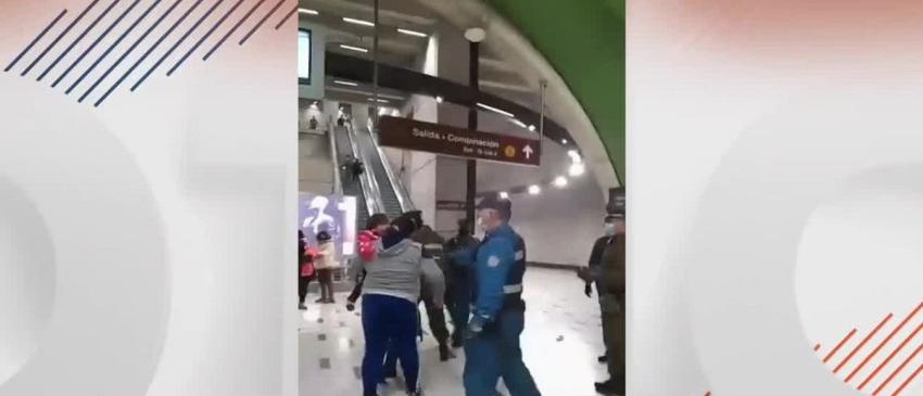 Comercio ambulante: Enfrentamiento entre guardias y vendedores en la estación Metro Cal y Canto