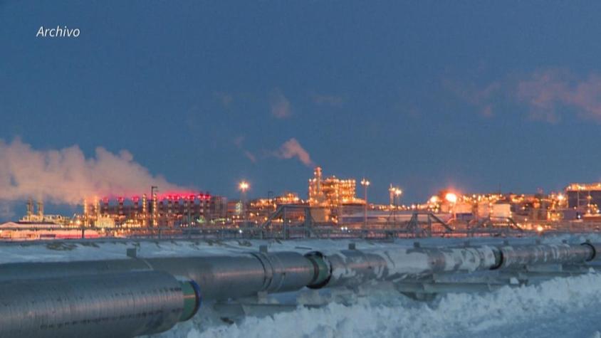 Unión Europea pide reducir dependencia de gas ruso y preparan planes de emergencia ante cortes
